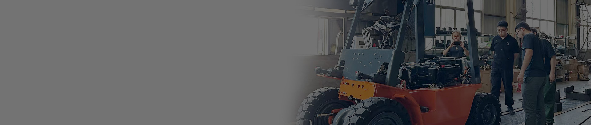 Zhomart from Kazakhstan Commends HUAYA’s Diesel Forklifts